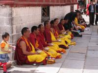 monks in dazhao temple