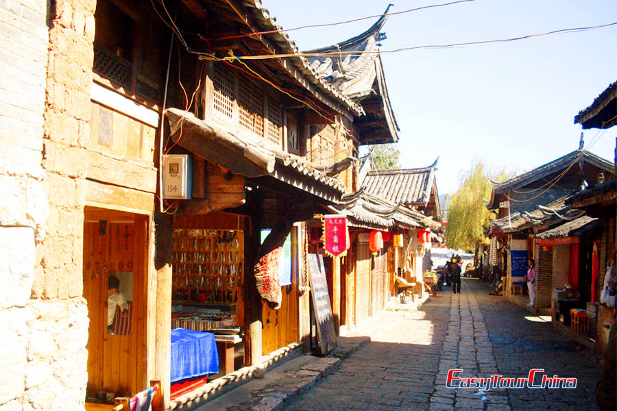 Walk through Shuhe Old Town to discover traces of the Tea-horse Road