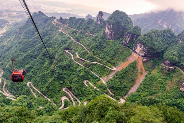 Tianmen Mountain cable car and 99-bend road